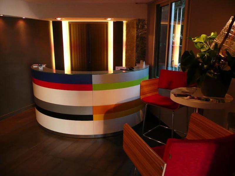 O'Cub Hotel Villeneuve-les-Avignon Exterior photo